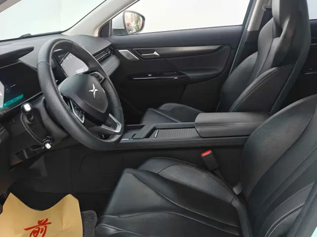 Xpeng G3 — Фото автомобиля 5