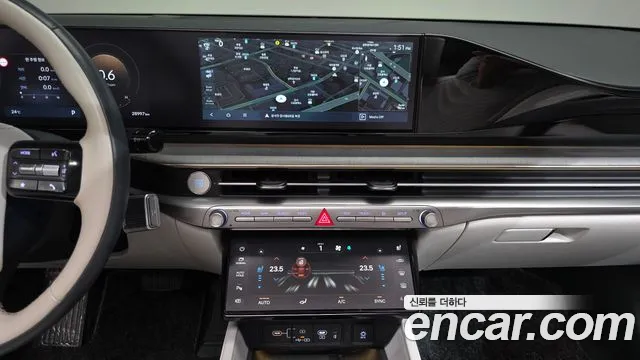 Hyundai Grandeur GN7 — Фото автомобиля 20