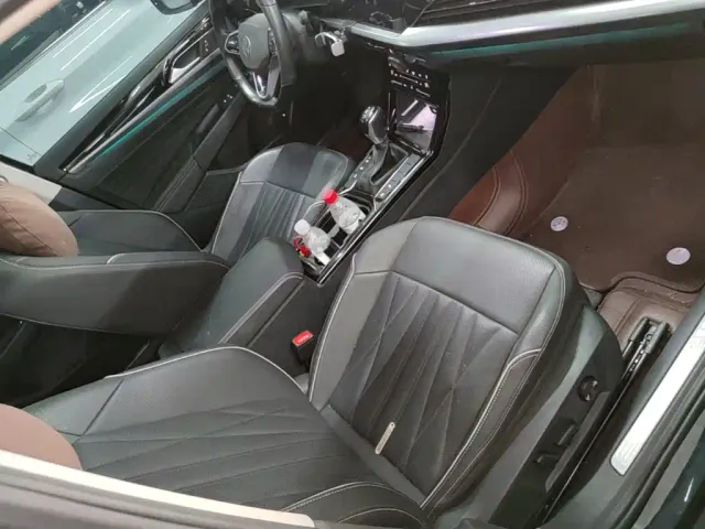 Volkswagen Passat — Фото автомобиля 19
