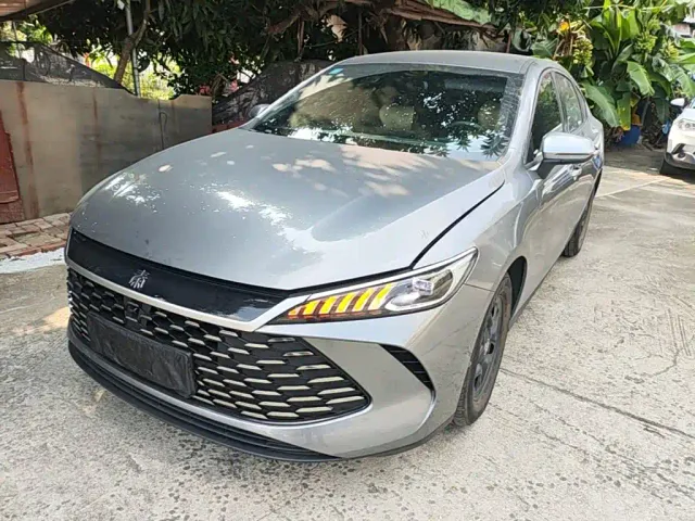 Фотография автомобиля — BYD Qin PLUS