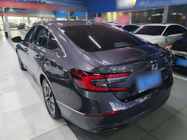 Honda Accord — Фото автомобиля 4
