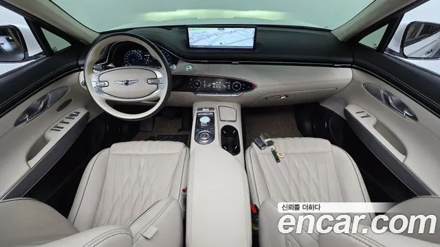 Genesis GV70 — Фото автомобиля 10