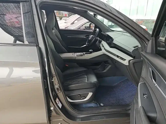 Changan CS75 Plus — Фото автомобиля 24