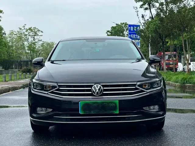 Volkswagen Magotan — Фото автомобиля 2