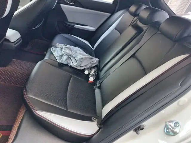 Honda Civic — Фото автомобиля 14