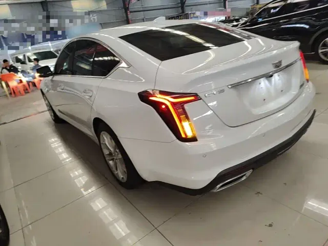 Cadillac CT5 — Фото автомобиля 4