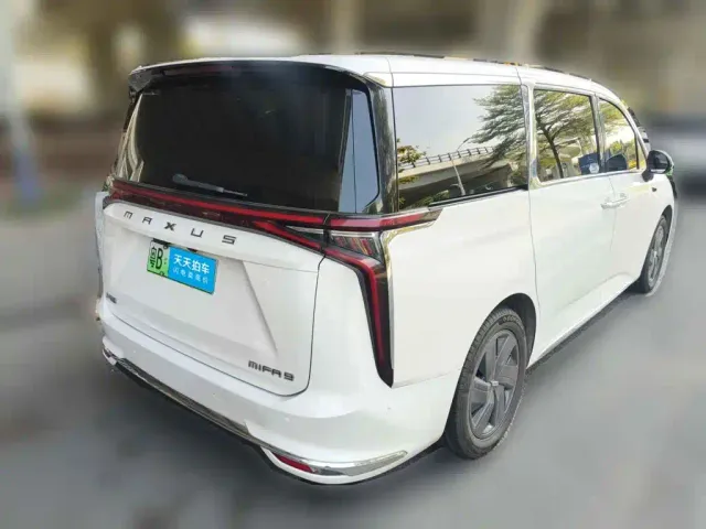 Maxus Dajia 9 — Фото автомобиля 2