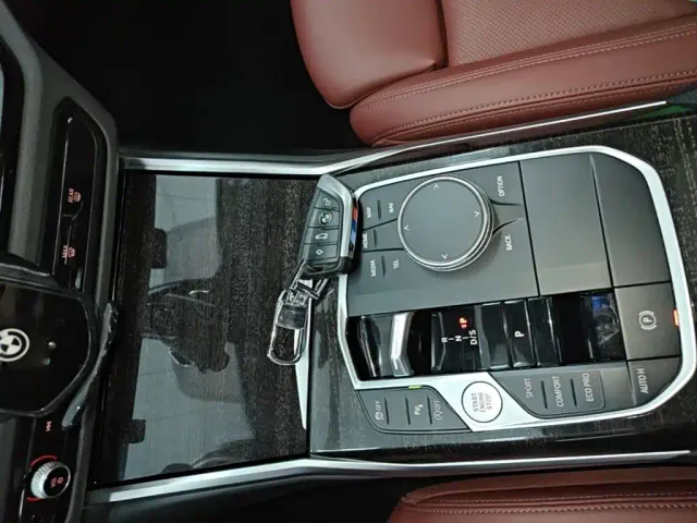 BMW 3 Series — Фото автомобиля 13