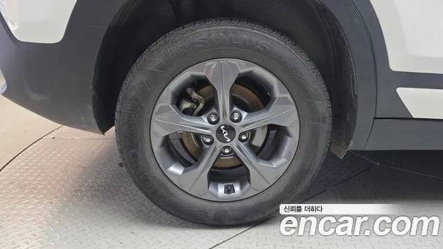 Kia Seltos New — Фото автомобиля 5