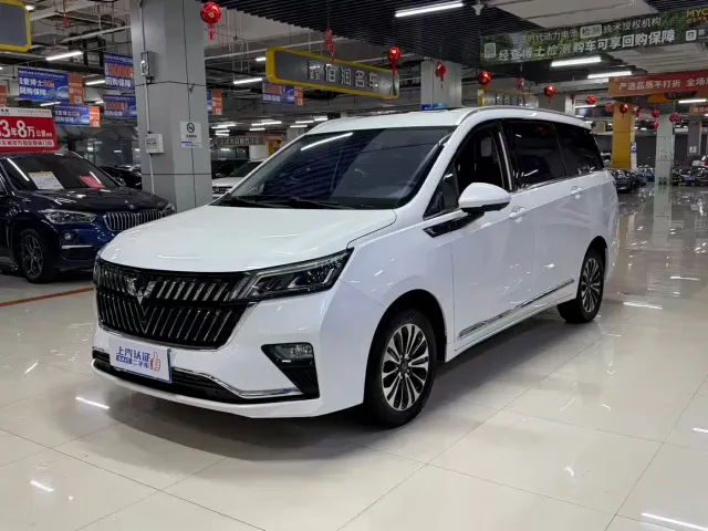 Фотография автомобиля — Wuling Jiachen