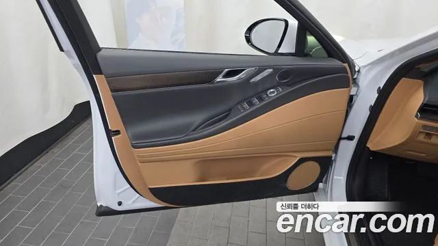 Genesis G80 RG3 — Фото автомобиля 13