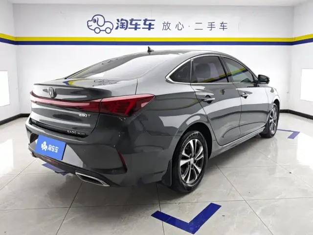 Changan Eado — Фото автомобиля 3