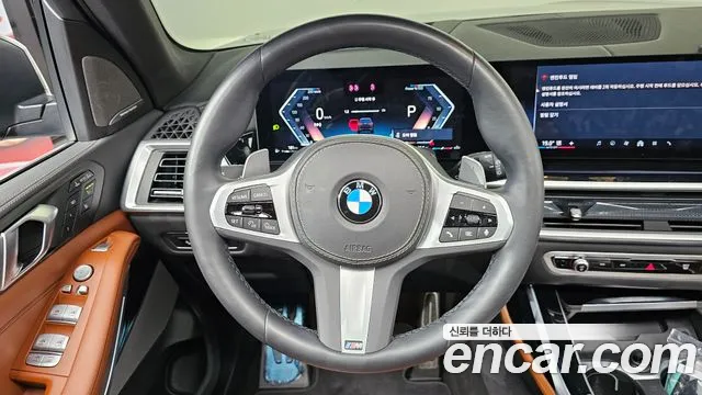 BMW X7 — Фото автомобиля 14