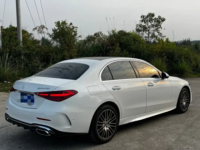 Mercedes-Benz C-Class — Фото автомобиля 13