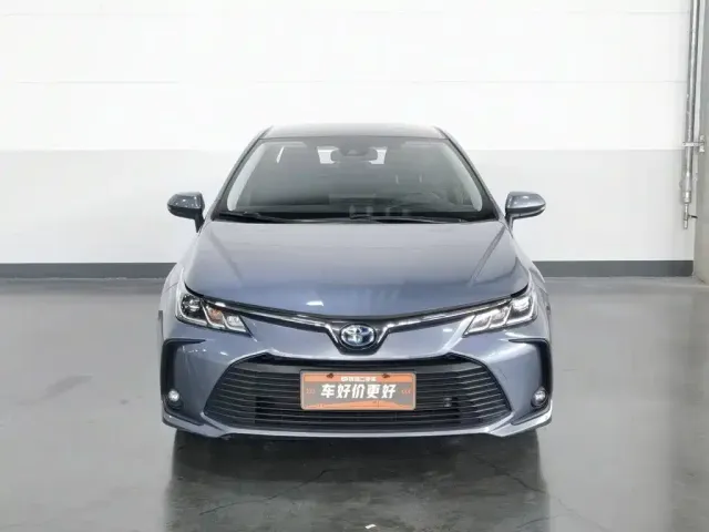 Toyota Corolla 2021 Hybrid 1.8L E-CVT Pioneer Edition — Фото автомобиля 3