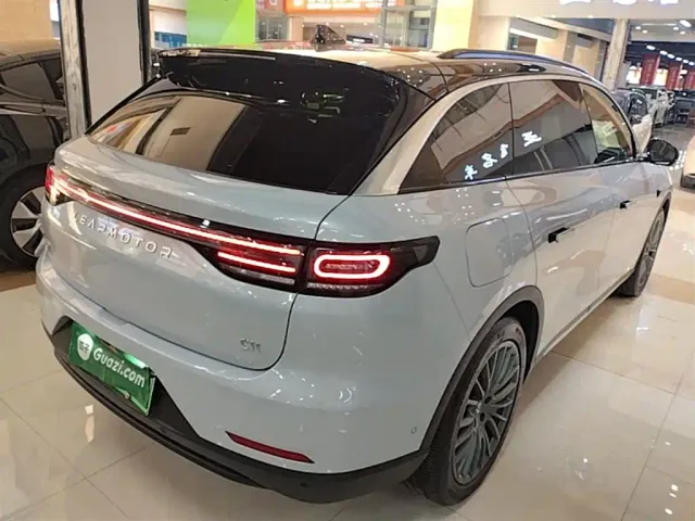 Leapmotor C11 — Фото автомобиля 6
