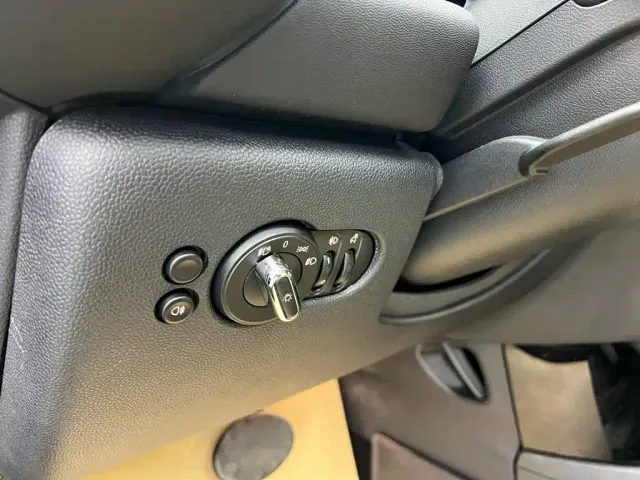 MINI Hatch — Фото автомобиля 24