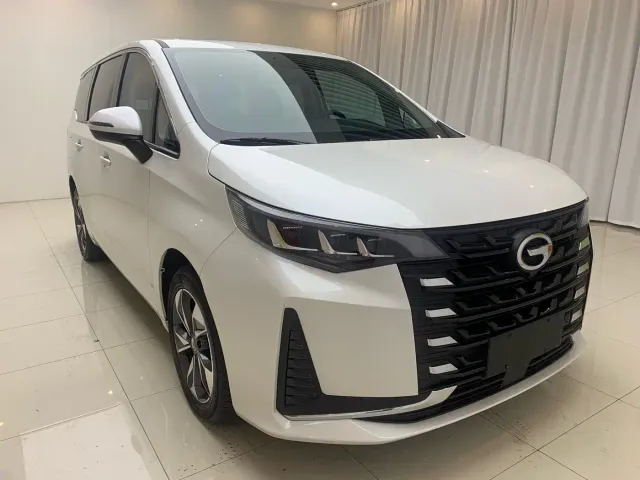 GAC Trumpchi M6 — Фото автомобиля 3
