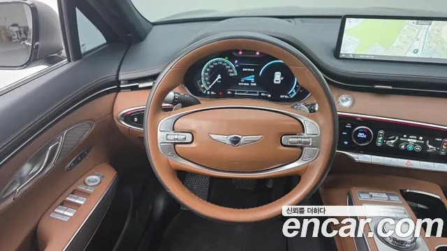 Genesis GV70 — Фото автомобиля 14
