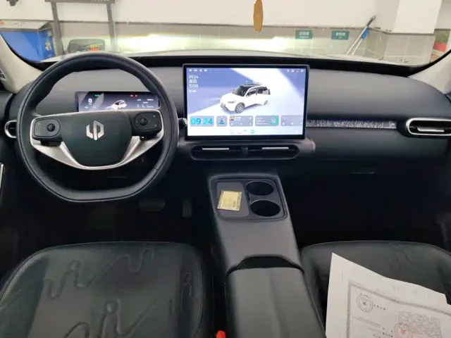 Leapmotor A10 — Фото автомобиля 12