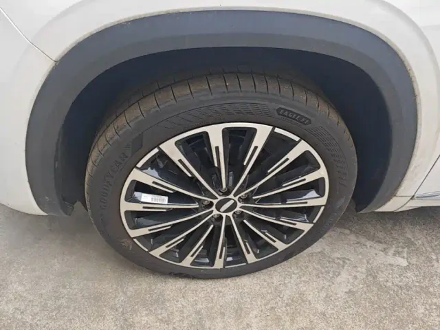 Geely Xingyue L — Фото автомобиля 22