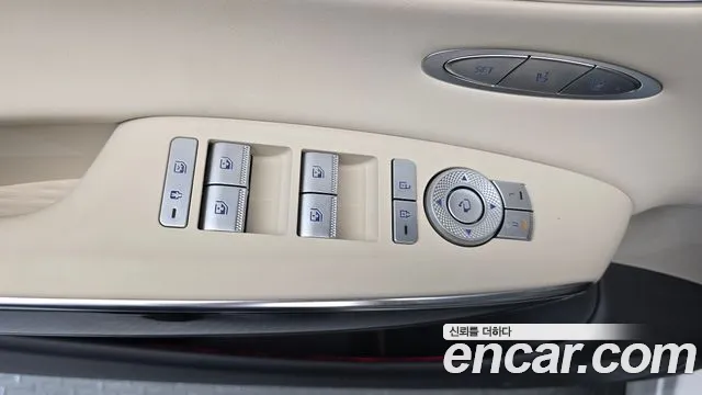 Genesis GV70 2.5T Бензин 2WD — Фото автомобиля 27