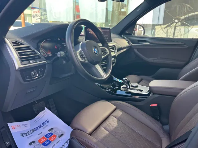 BMW X3 — Фото автомобиля 4