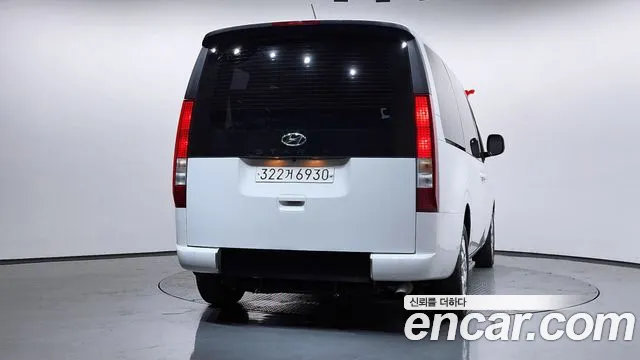 Hyundai Staria Staria L3.5 Инвалидная коляска Подъёмник/Slope — Фото автомобиля 4