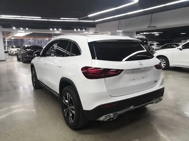 Mercedes-Benz GLA-Class — Фото автомобиля 21