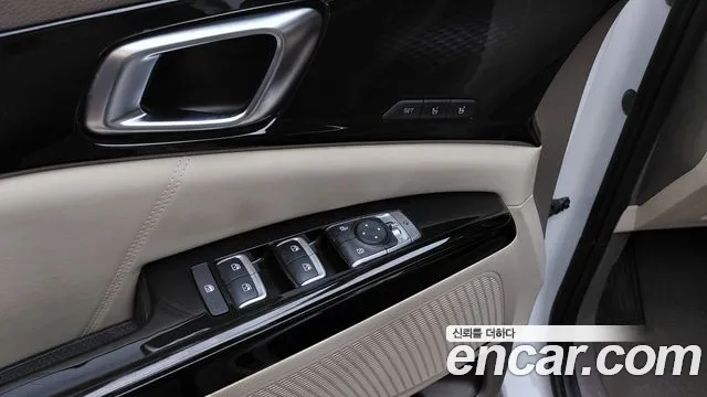 Kia Canival Carnival 4 поколение Бензин 9 мест Signature — Фото автомобиля 17