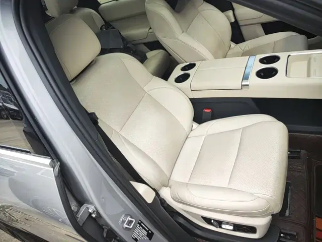 Li Auto Li Xiang L9 2022 Max — Фото автомобиля 24