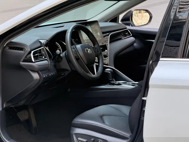 Toyota Camry — Фото автомобиля 7