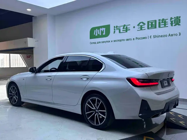 BMW 3 Series — Фото автомобиля 4
