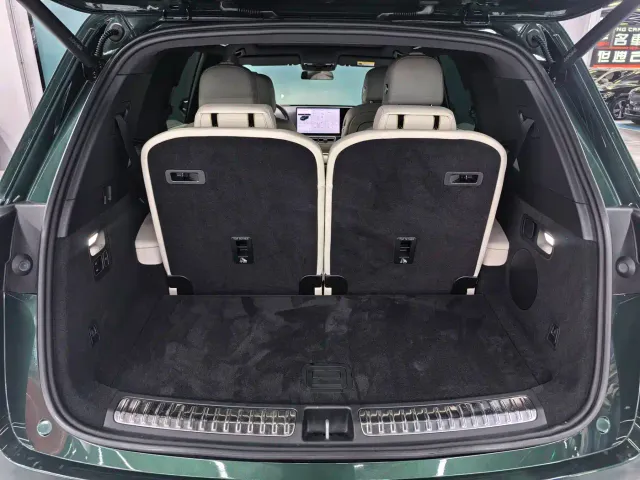 Li Auto L8 — Фото автомобиля 8