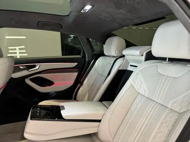 Audi A6L — Фото автомобиля 9