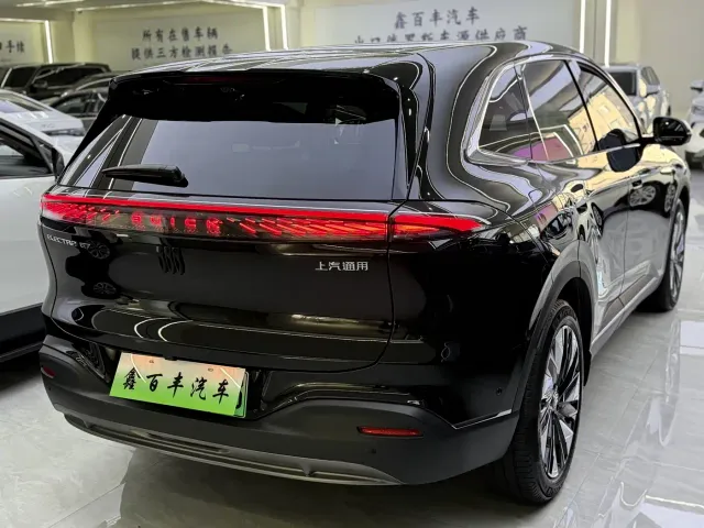 Buick Zhijing E7 — Фото автомобиля 9