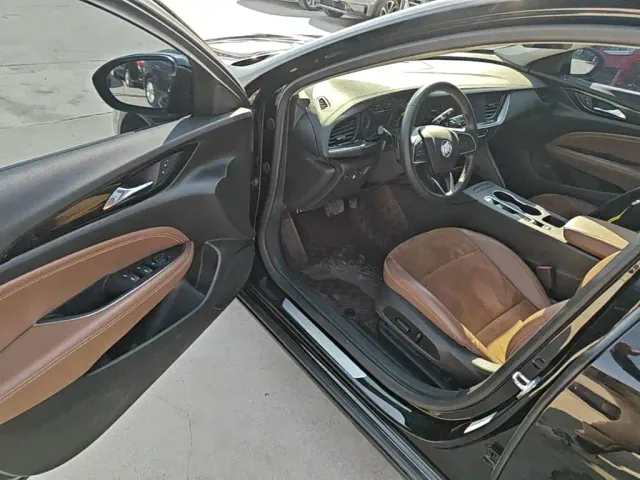 Buick Regal — Фото автомобиля 15