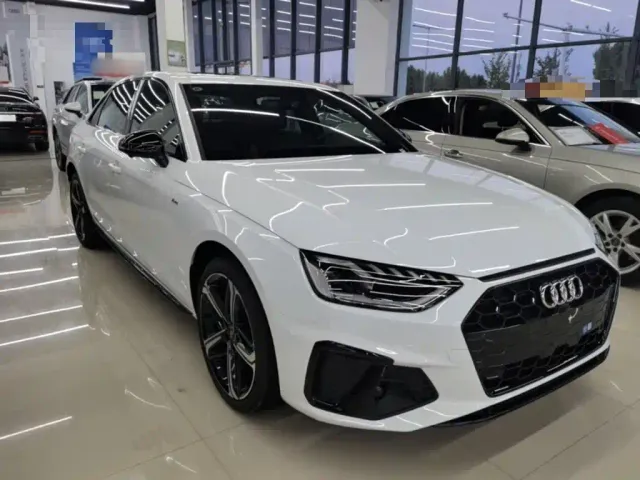 Audi A4L — Фото автомобиля 3