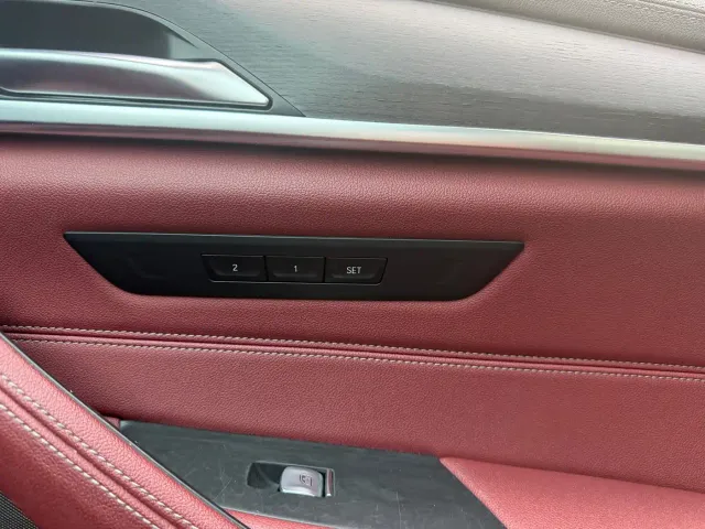 BMW 5 Series — Фото автомобиля 23