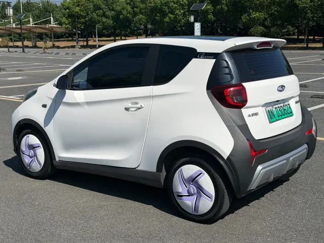 Chery eQ1 — Фото автомобиля 5