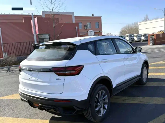 Geely Binyue — Фото автомобиля 4