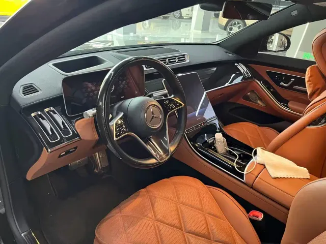 Mercedes-Benz Maybach S-Class — Фото автомобиля 19