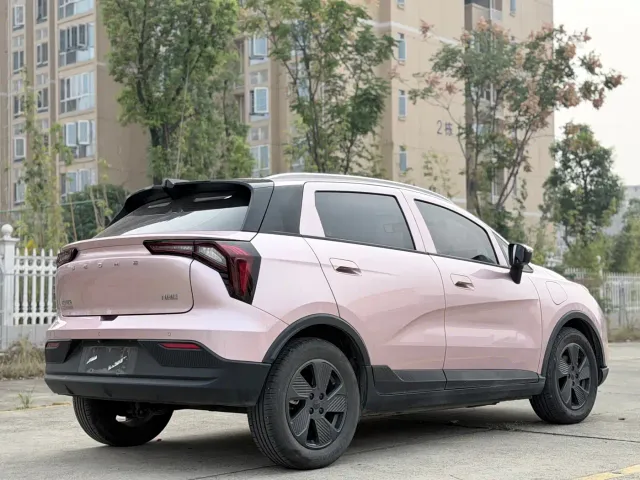 Geely Geometry E Firefly — Фото автомобиля 4