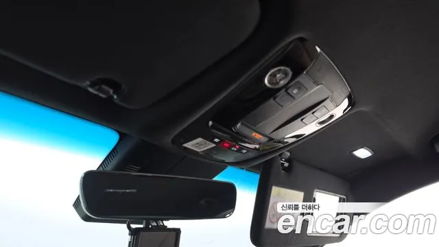Kia K8 K8 Hybrid — Фото автомобиля 25