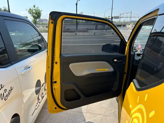 Wuling Hongguang Mini EV — Фото автомобиля 10