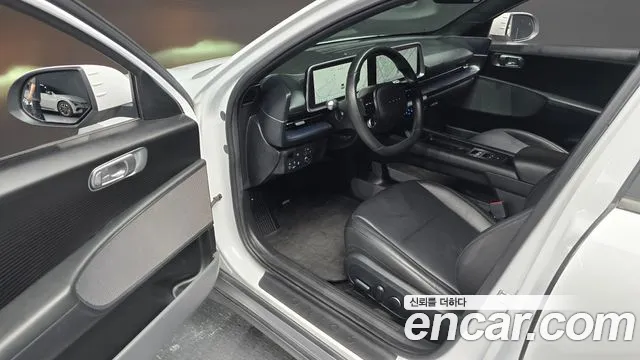 Hyundai Ioniq 6 — Фото автомобиля 10