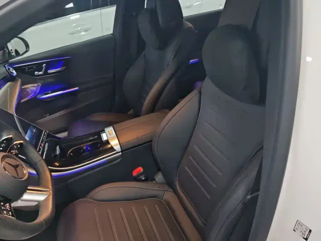 Mercedes-Benz C-Class — Фото автомобиля 11