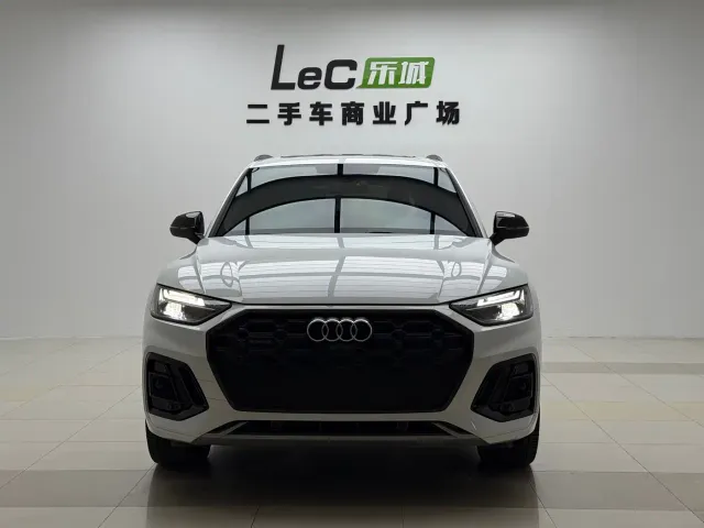 Audi Q5L — Фото автомобиля 3
