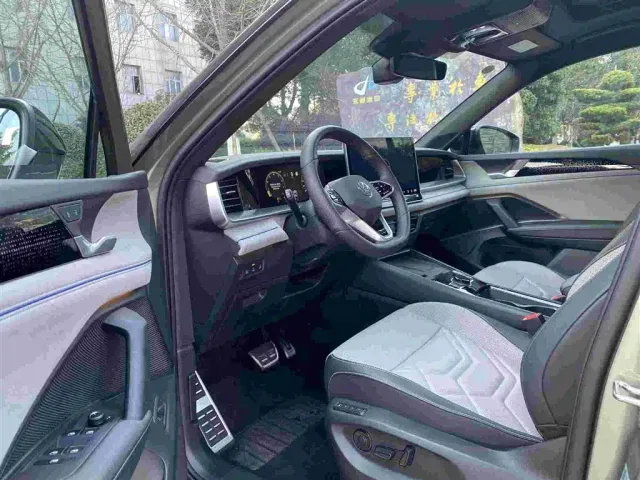 Volkswagen Tayron — Фото автомобиля 4