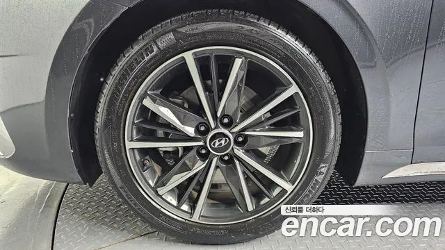 Hyundai Grandeur Новый Grandeur IG — Фото автомобиля 5